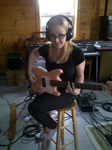 scarlet and her bass